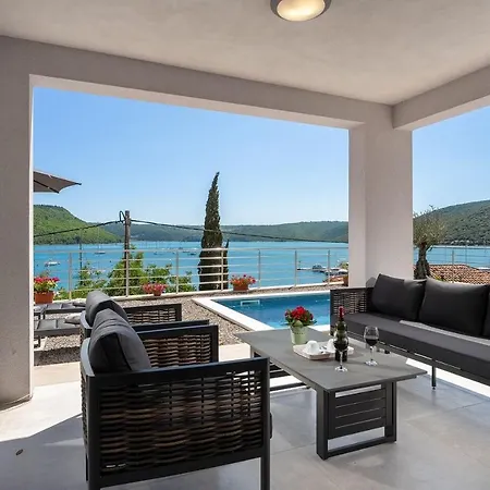 Cincin Holiday home *